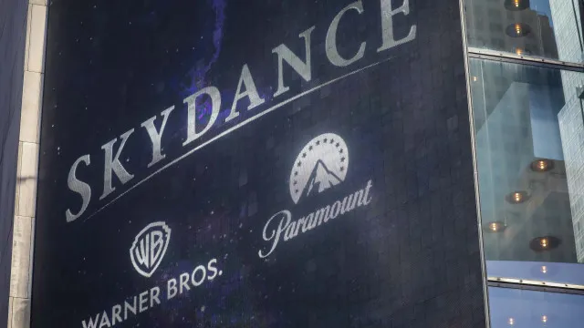 Warner e Paramount dão à luz Skydance em Hollywood que se entrega a Trump