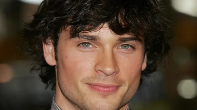 Ator de Smallville compartilha nude por acidente nos stories